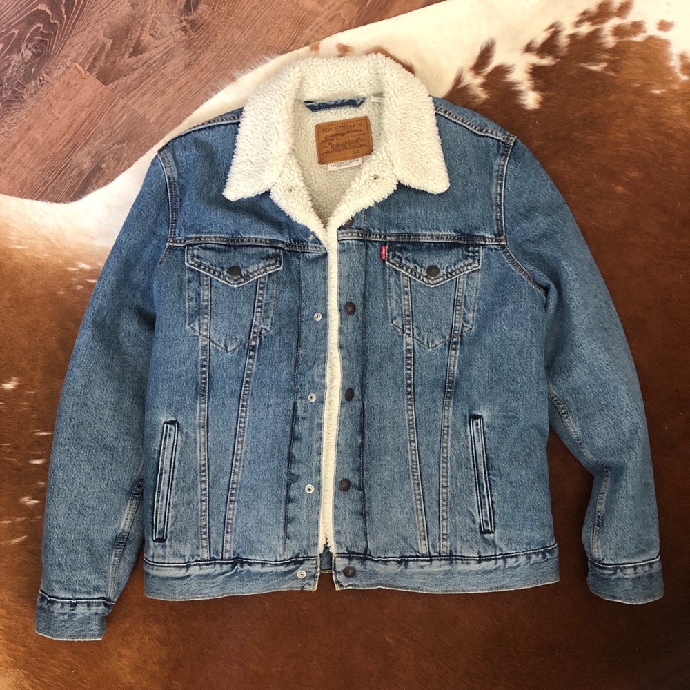 Levi’s men’s Sherpa denim jacket